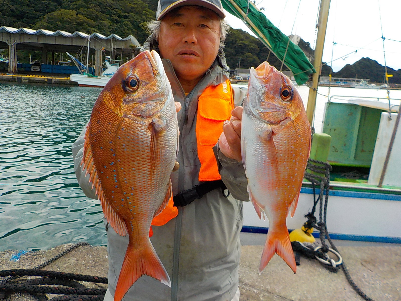 ★★★　ワラサ＆マダイ順調　★★★