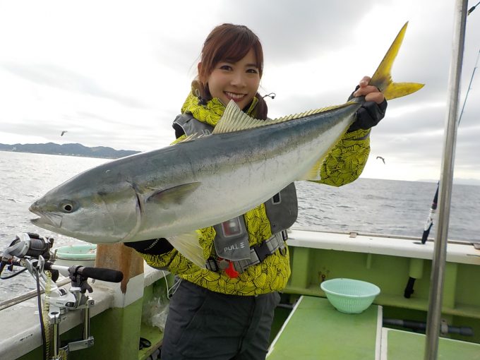 ブリ＆ワラサ船